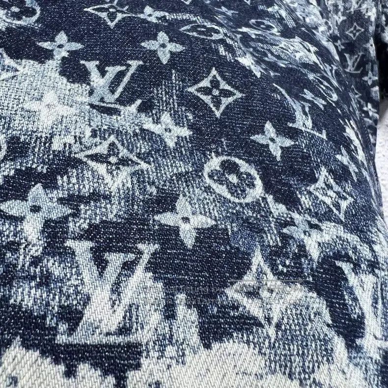 Louis Vuitton Louis Vuitton Tapestry full denim short sleeve shirt Size US S / EU 44-46 / 1 - 6 Thumbnail