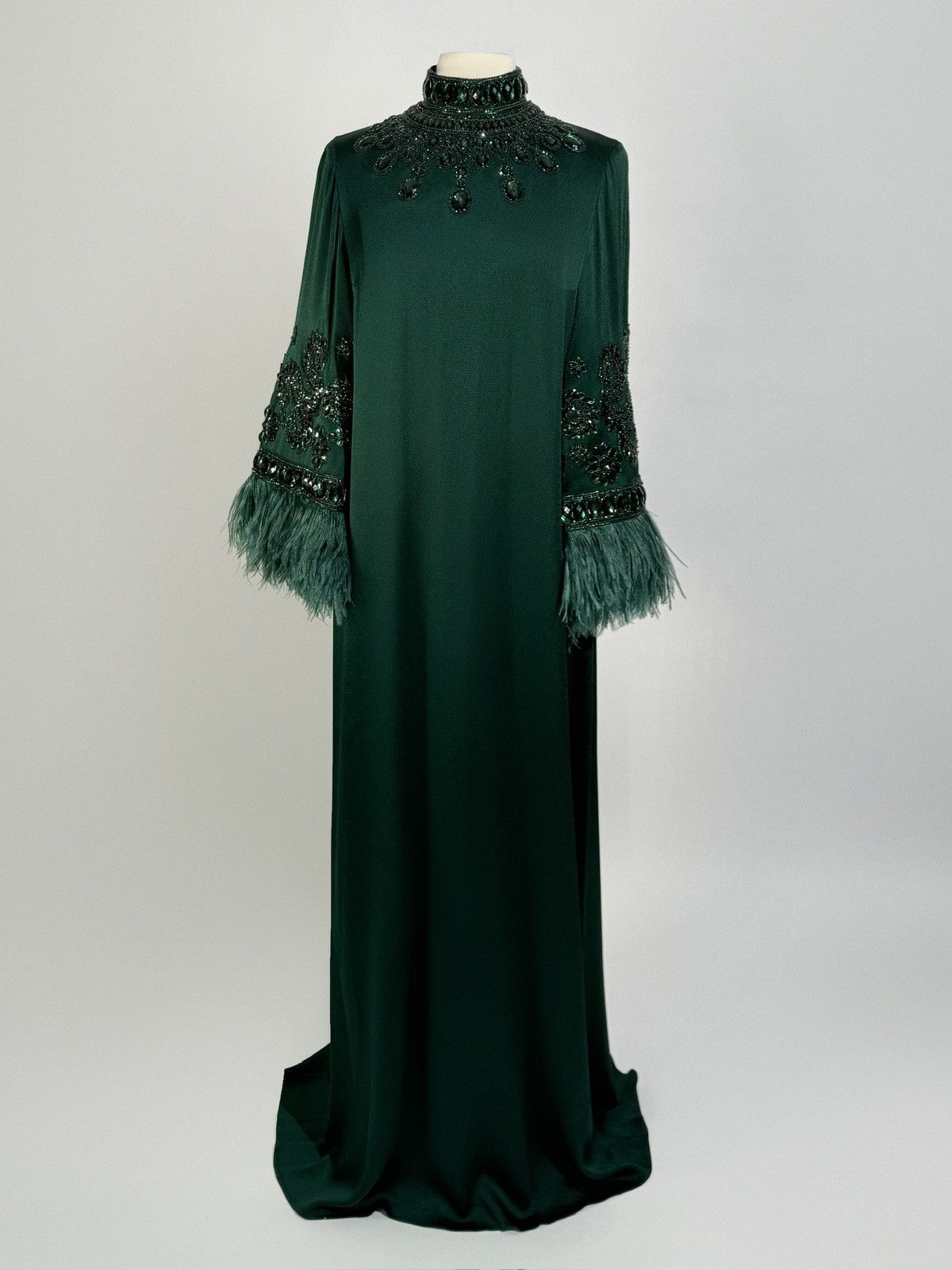 US 8 Andrew GN Crystal-Embellished Feather-Trim Gown