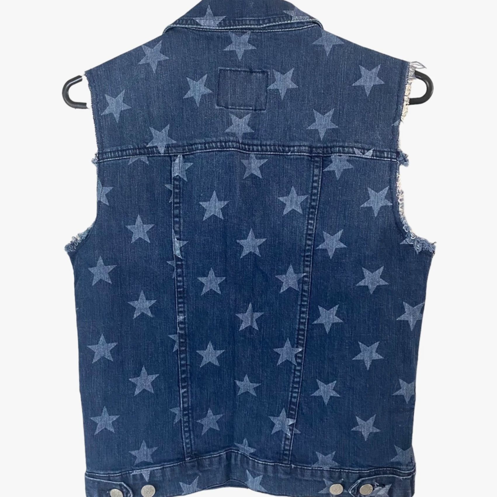 Vintage Rock & Republic Gunshow Star Denim Vest Button Up Womens Small Blue Sleeveless Size S / US 4 / IT 40 - 3 Thumbnail