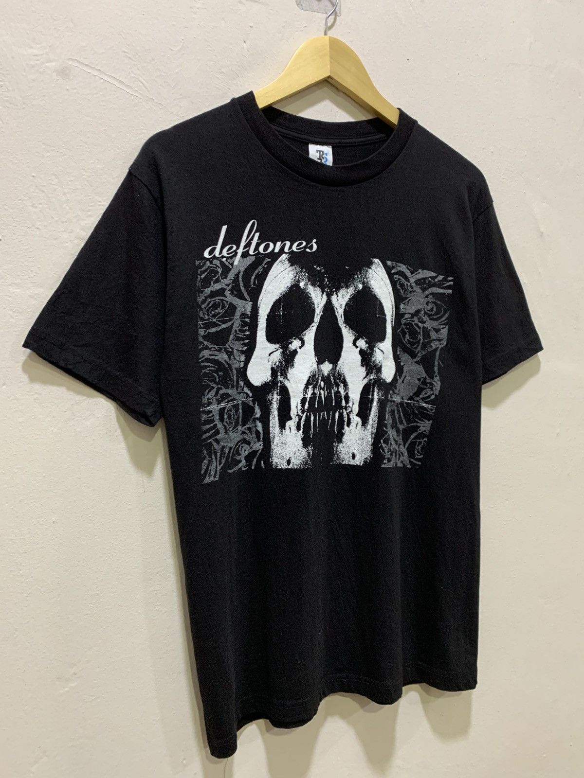 Band Tees Vintage Deftones Skull Tee M Size US M / EU 48-50 / 2 - 2 Thumbnail