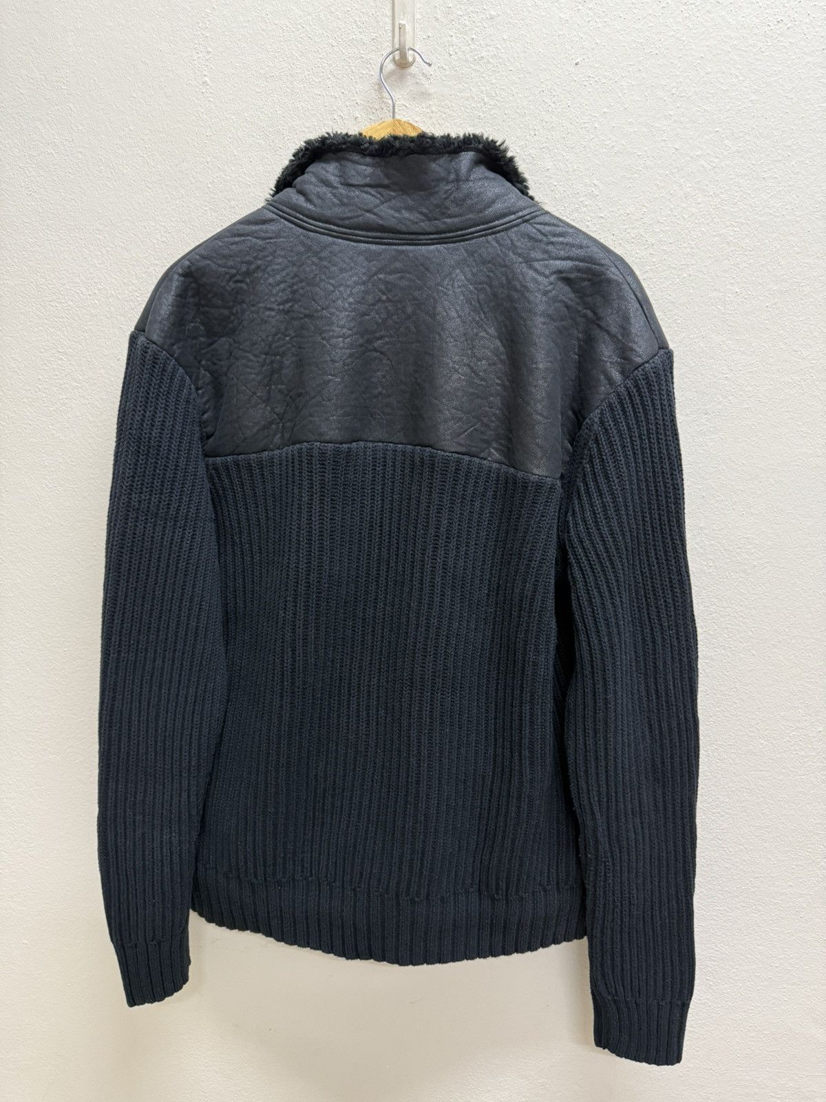 Armani Exchange Armani Exchange Black faux fur knit Jacket Size US L / EU 52-54 / 3 - 19 Thumbnail