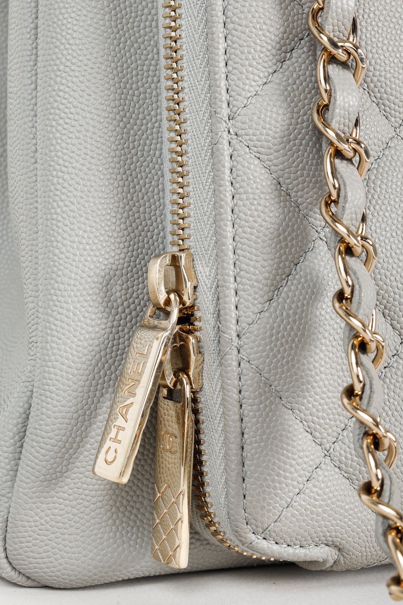 Chanel Chanel Business Affinity Large Caviar Leather Quilted Tote Size ONE SIZE - 10 Thumbnail