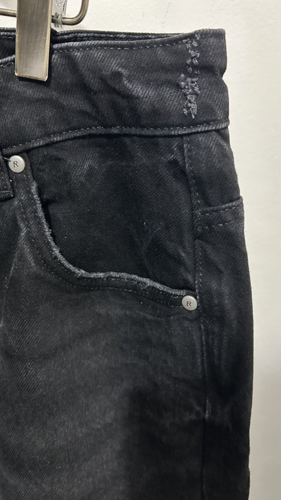 Represent Clo. REPRESENT R2 Stepped Hem Off Black Denim Jeans W34 Size US 34 / EU 50 - 8 Thumbnail