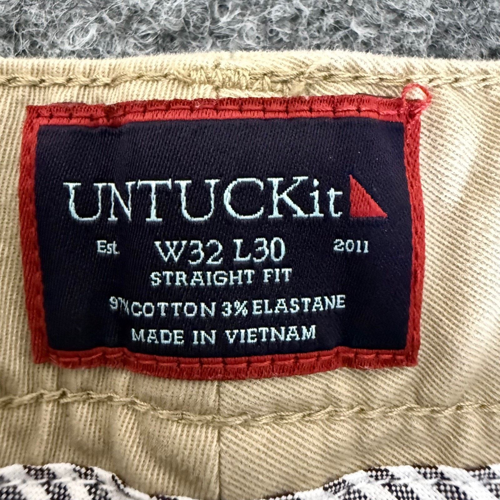 UNTUCKit UNTUCKit Mens Straight Fit Chino Pant 32x30 (32x25) Everyday Size US 32 / EU 48 - 2 Thumbnail
