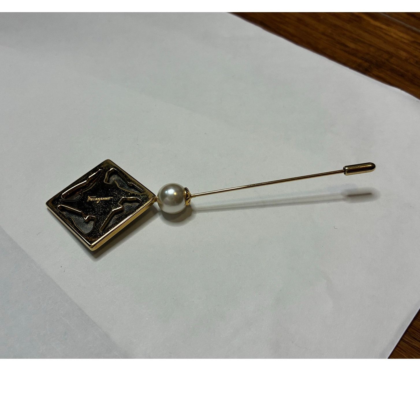 Salvatore Ferragamo Salvatore Ferragamo Gold Tone Faux Pearl Stiletto Stick Pin Size ONE SIZE - 9 Thumbnail