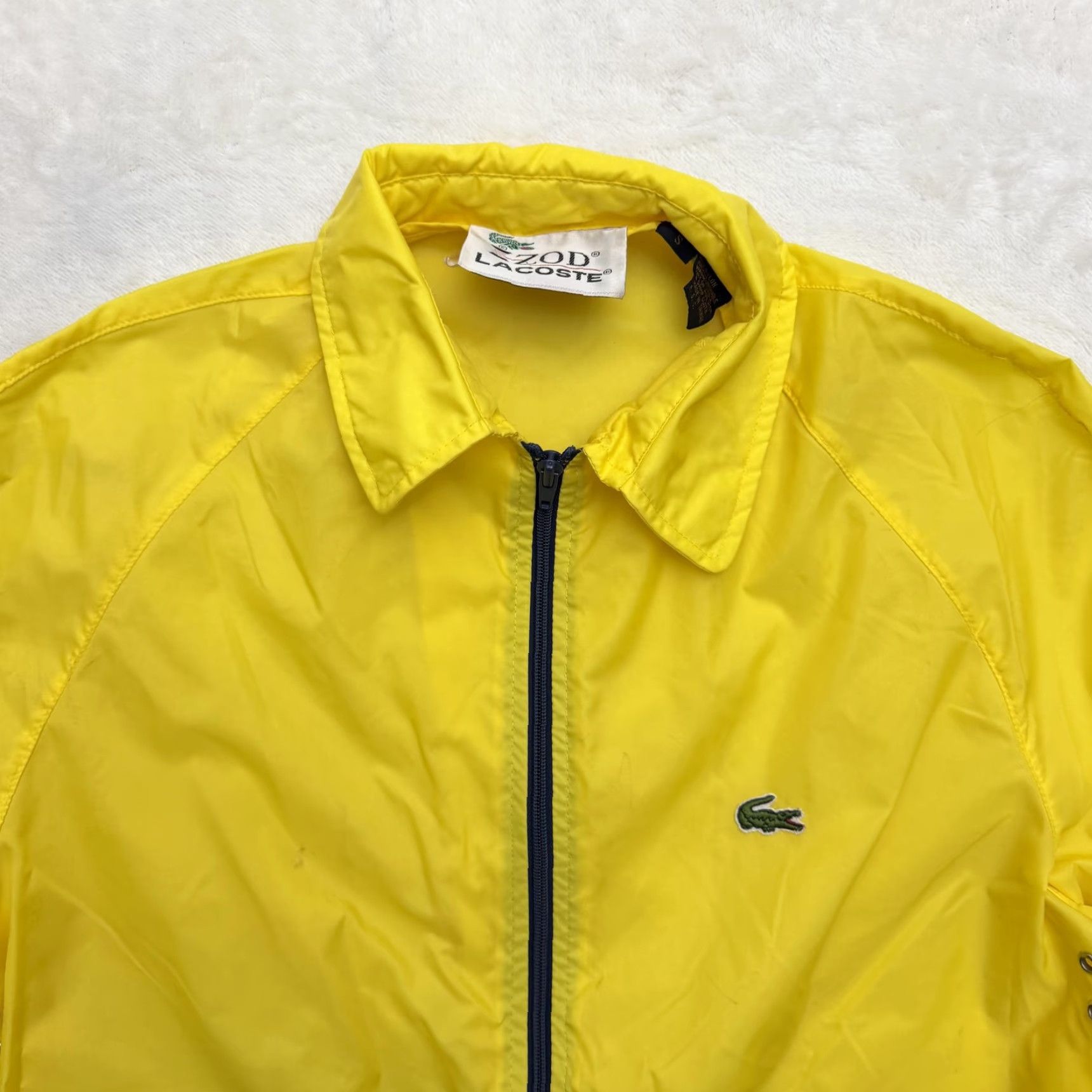 Izod VINTAGE Izod Lacoste Jacket Mens S Yellow Nylon Full Zip Windbreaker 80s Size US S / EU 44-46 / 1 - 2 Thumbnail
