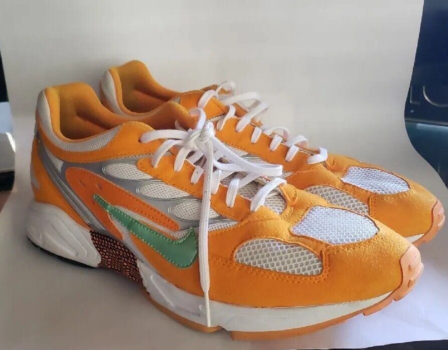 Nike Nike Air Ghost Racer Orange Peel pre owned Size US 12 / EU 45 - 1 Thumbnail