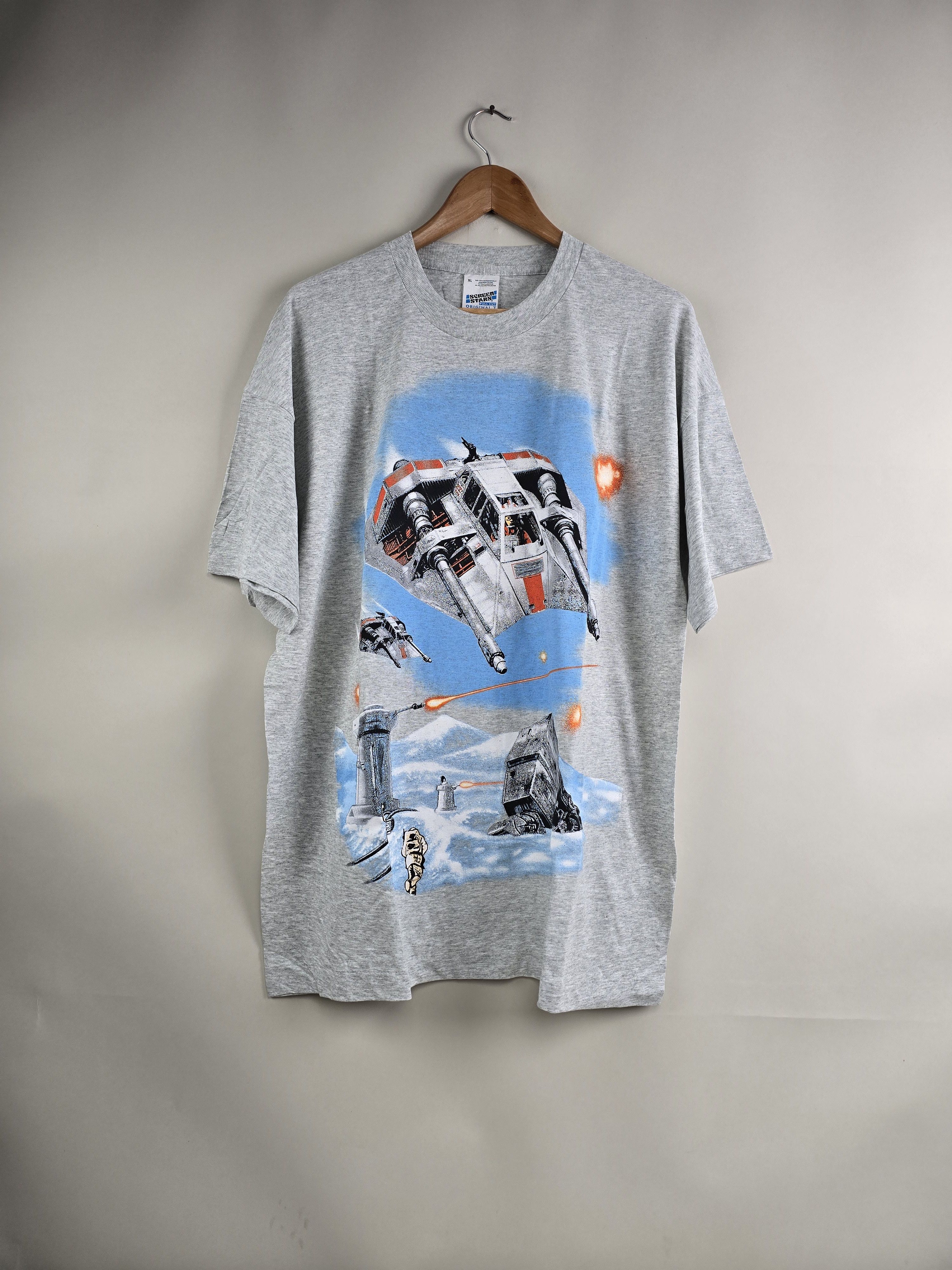 image of Movie x Star Wars 90's Star Wars The Empire Strikes Back XL 23" 30" in Grey, Men's