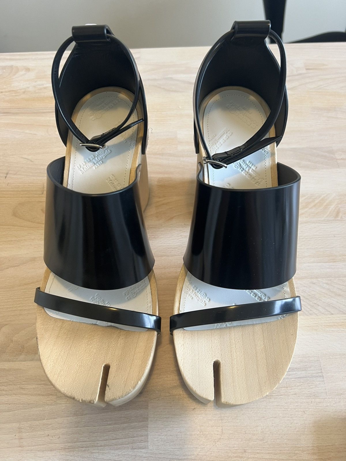 Maison Margiela Maison Margiela Tabi Strap Platform Pump Transparent Wood Size US 10 / IT 40 - 2 Thumbnail