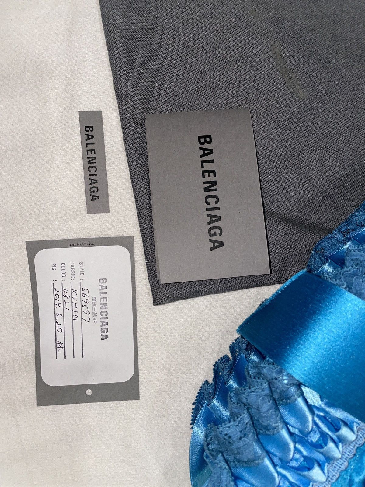 Balenciaga Balenciaga Ruffle Heart Bag Size ONE SIZE - 13 Thumbnail