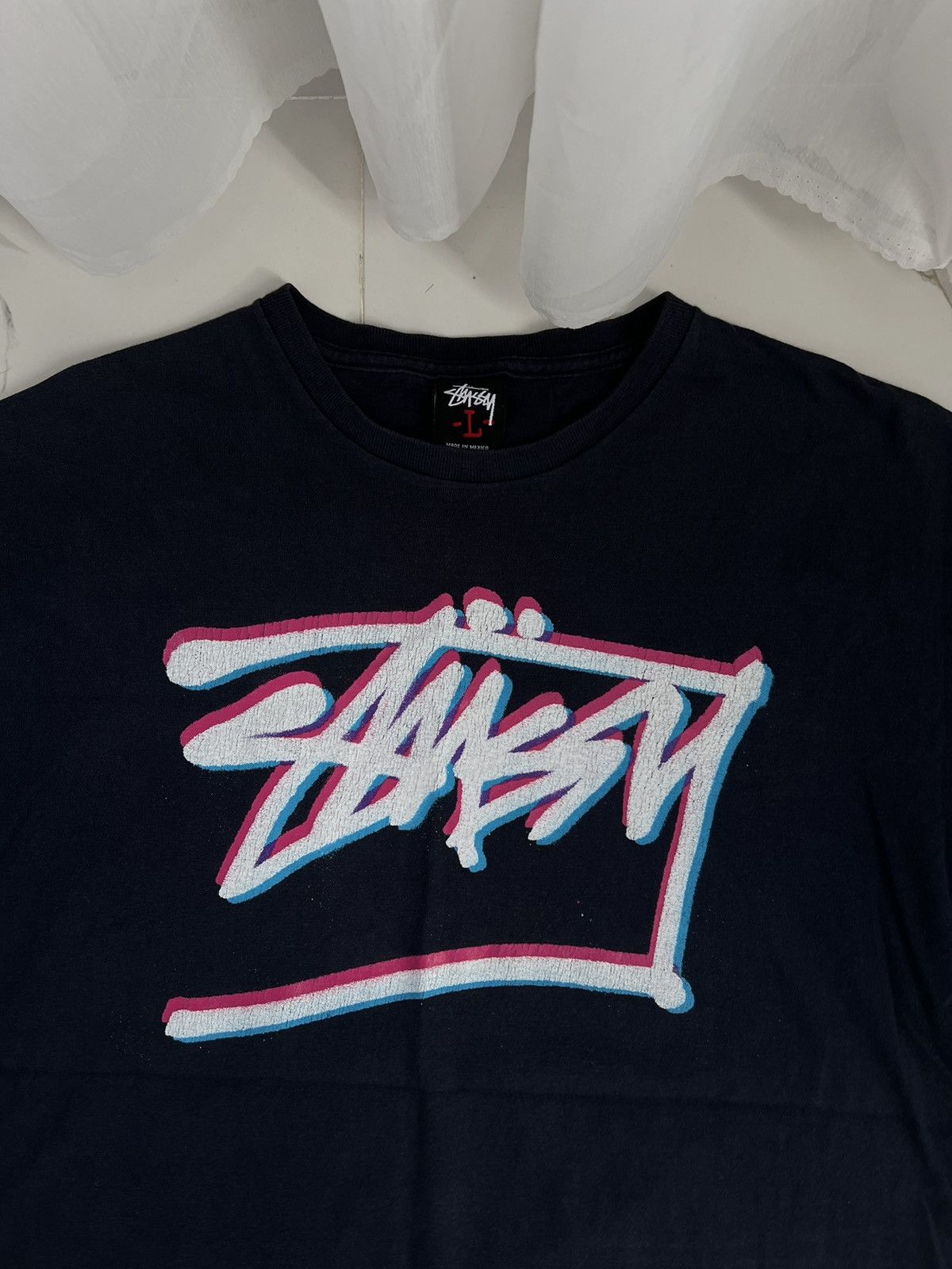 Stussy 90’s STUSSY THE MACHINE KOSTAS SEREMETIS RARE NEON LOGO TEE Size US L / EU 52-54 / 3 - 2 Thumbnail