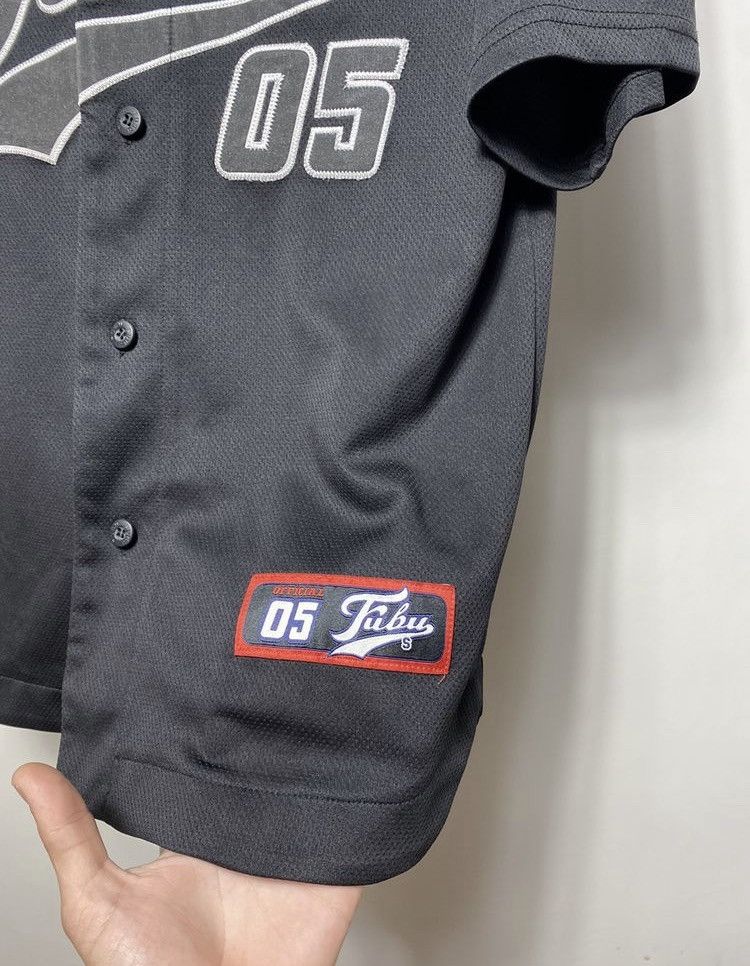 Fubu Rare Vintage Fubu #05 Baseball Jersey T-shirt Size US S / EU 44-46 / 1 - 5 Thumbnail