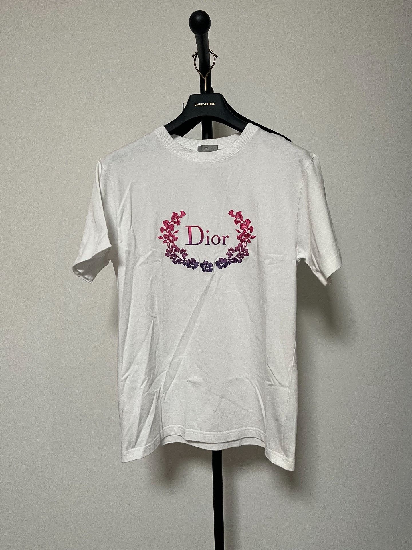 Dior Dior Essential White T-Shirt Size US S / EU 44-46 / 1 - 1 Thumbnail