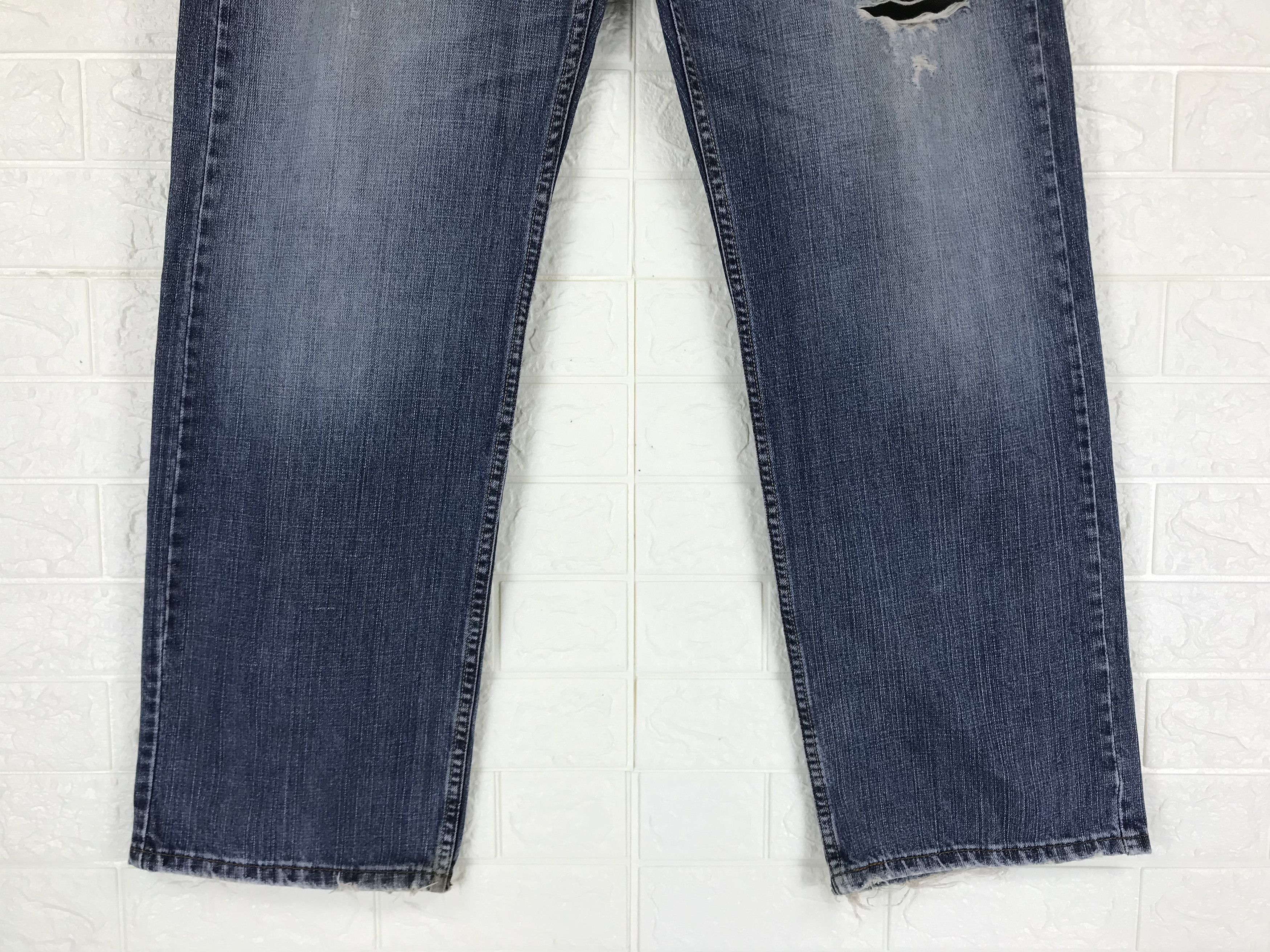 Levi's Vintage Levi's 569 Loose Straight Jeans Distressed Denim Size US 36 / EU 52 - 4 Thumbnail