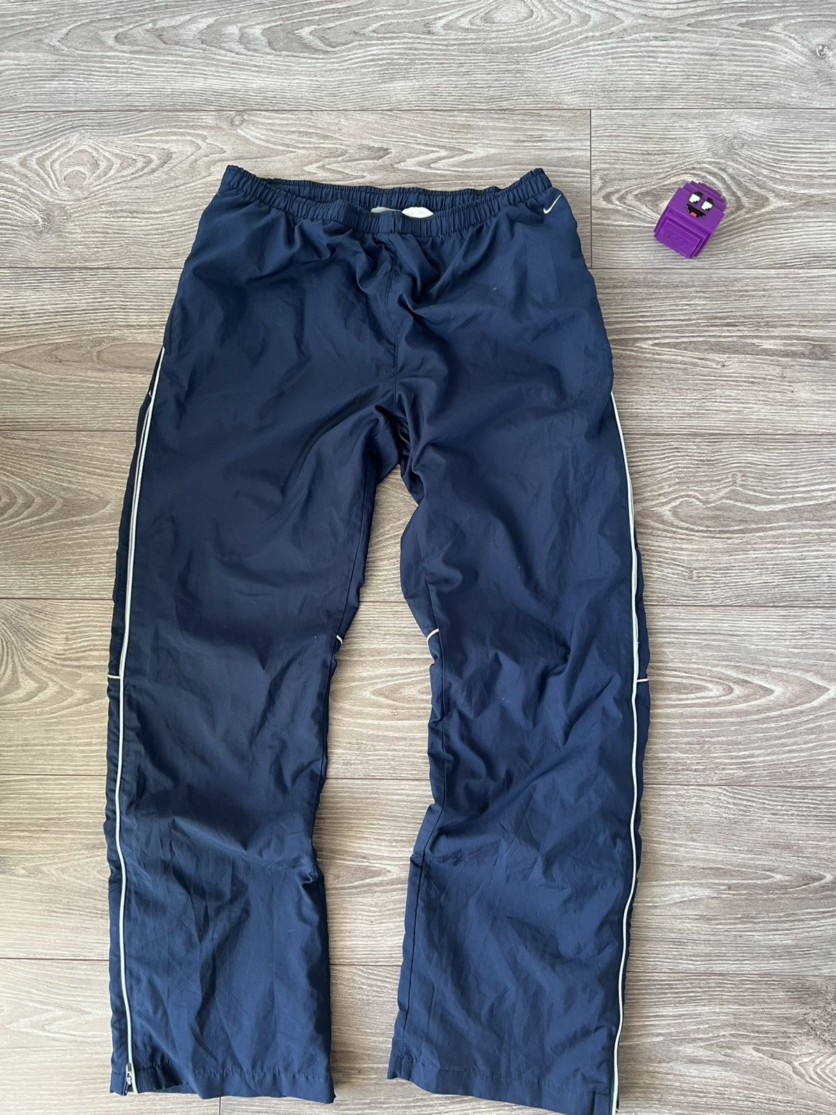 Nike Vintage Nike Y2K Small Knit Swoosh Avant Garde Regular Pants Size US 32 / EU 48 - 1 Thumbnail