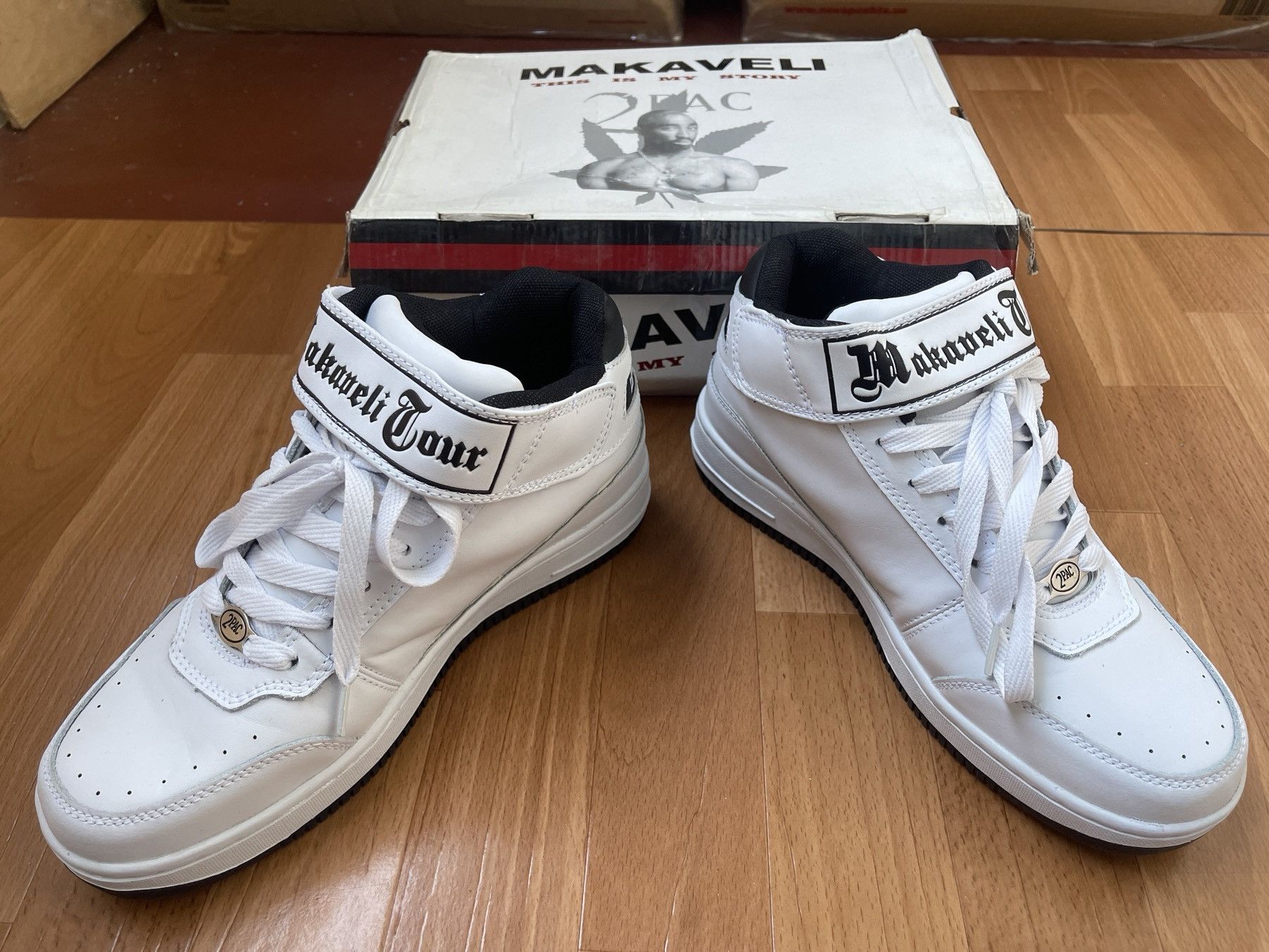 Makaveli MAKAVELI Branded sneakers, 2Pac shoes, Hi Top vintage US 9 Size US 9 / EU 42 - 4 Thumbnail