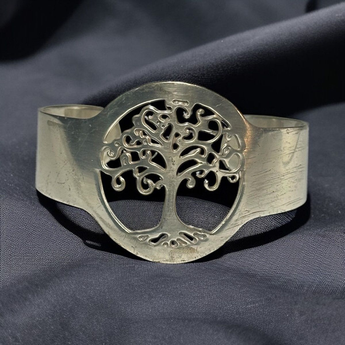 Other Silver tone tree of life bangle bracelet Size ONE SIZE - 1 Thumbnail