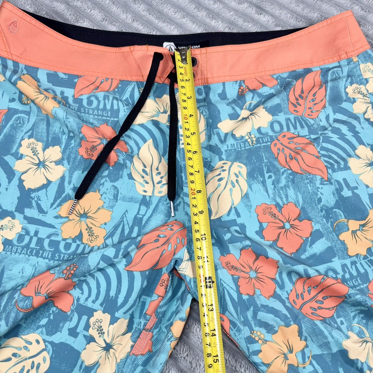 Volcom Volcom men’s sz 40 pull string inverted floral Boardshorts Size US 40 / EU 56 - 9 Thumbnail