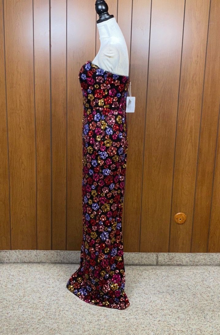 Marchesa Marchesa Notte Strapless Floral Sequin Column Gown size 6 Size M / US 6-8 / IT 42-44 - 7 Thumbnail