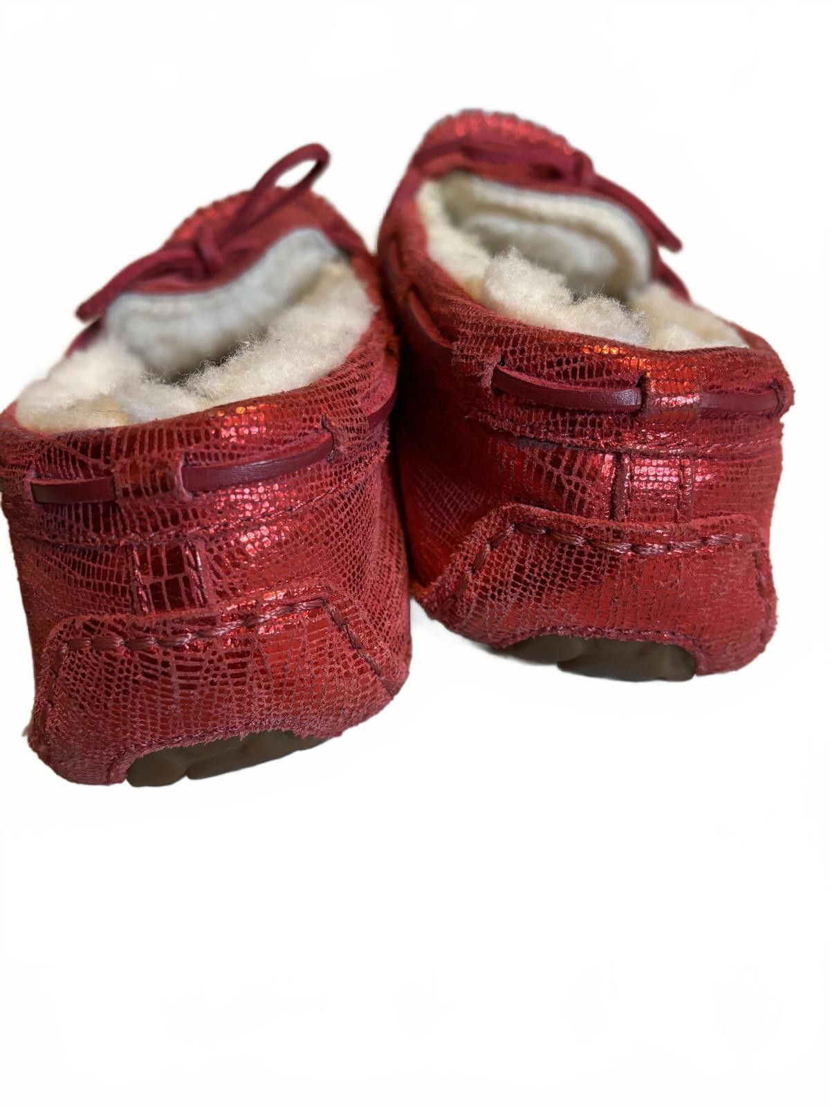 Ugg NEW UGG Dakota Metallic Jester Red Slippers Shearling sz 6 Size US 6 / IT 36 - 6 Thumbnail