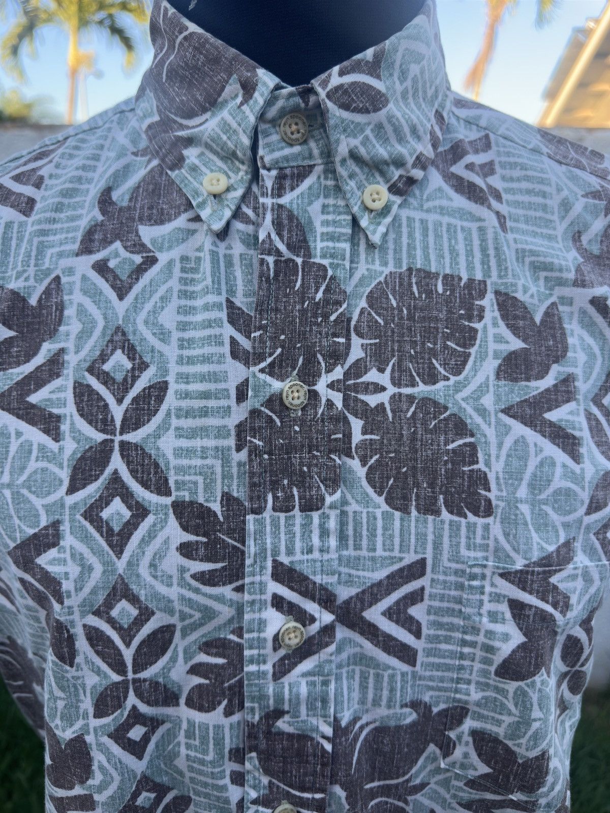 Reyn Spooner PreOwned Reyn Spooner Green/Brown Hawaiian Print Men's M Size US M / EU 48-50 / 2 - 3 Thumbnail