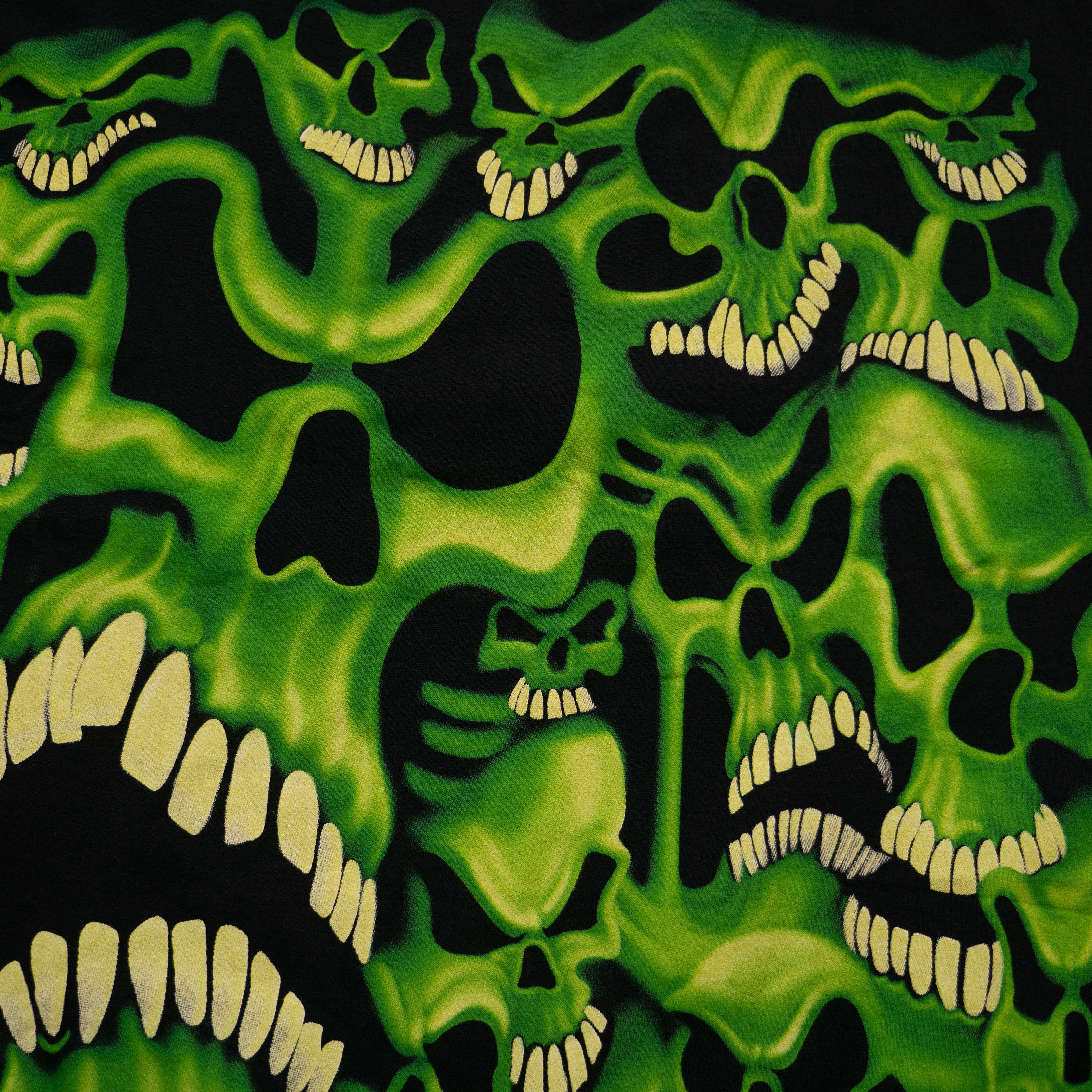 Liquid Blue Vintage Liquid Blue 2006 Skull Pile Rare Green Deadstock XXL Size US XXL / EU 58 / 5 - 3 Thumbnail