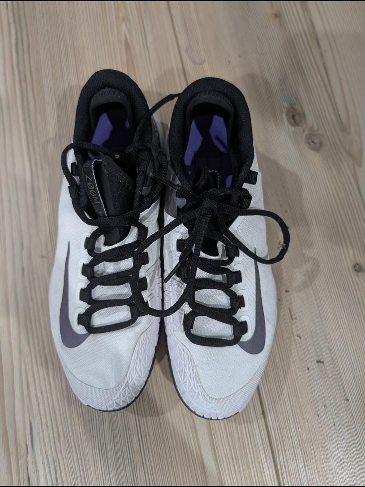 Nike Nike Men’s Running Shoes White with Black Swoosh Size US 7 / IT 37 - 2 Thumbnail