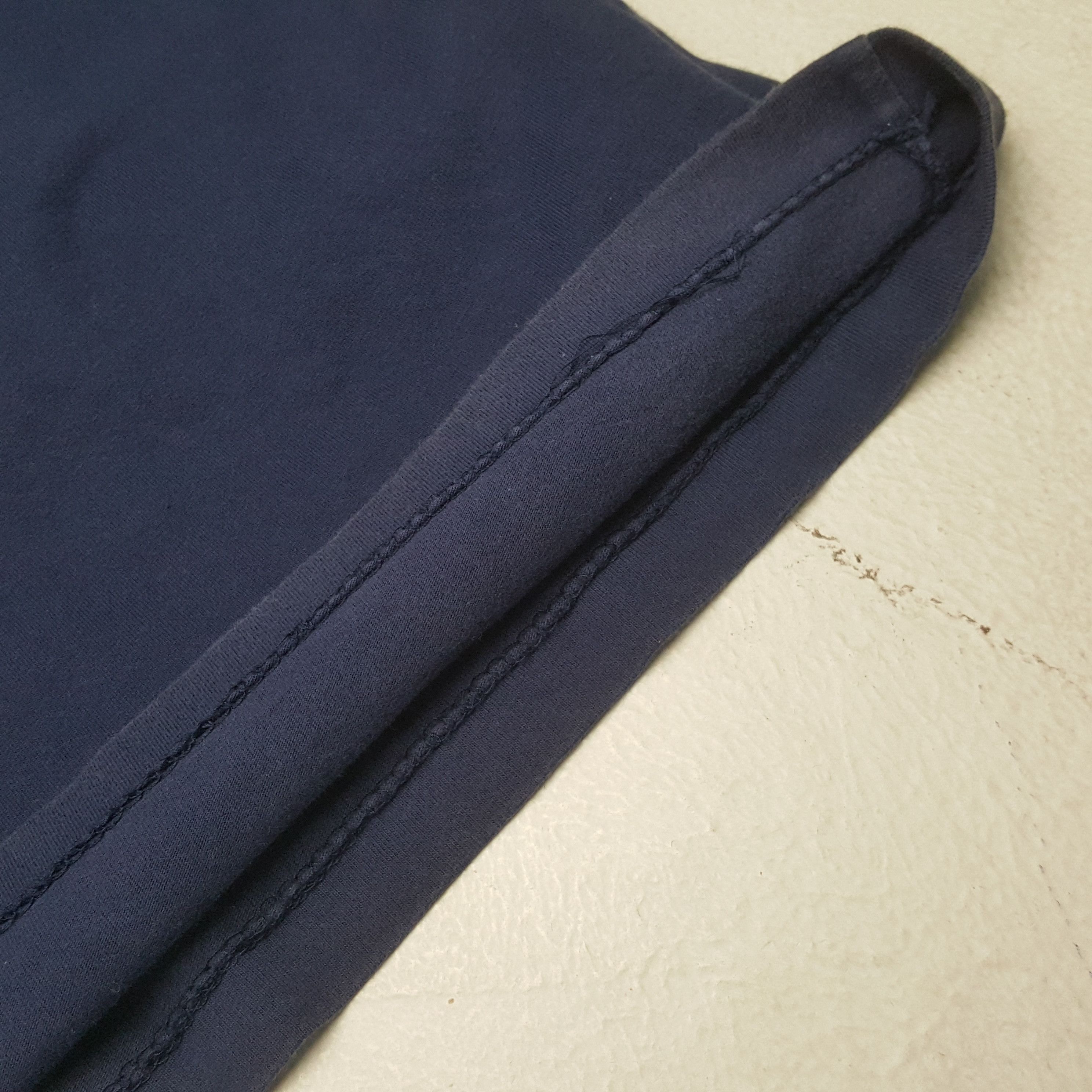 Comme des Garcons PLAY Vintage Comme Des Garçons Japanese Brand T-shirt RR6 Size US S / EU 44-46 / 1 - 7 Thumbnail