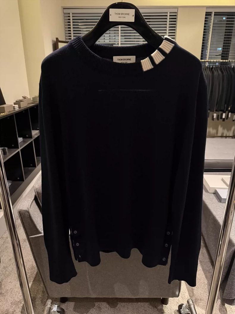 Thom Browne Thom browne Rare dark blue collar four-bar sweater 2504-Nex Size US XXL / EU 58 / 5 - 1 Thumbnail