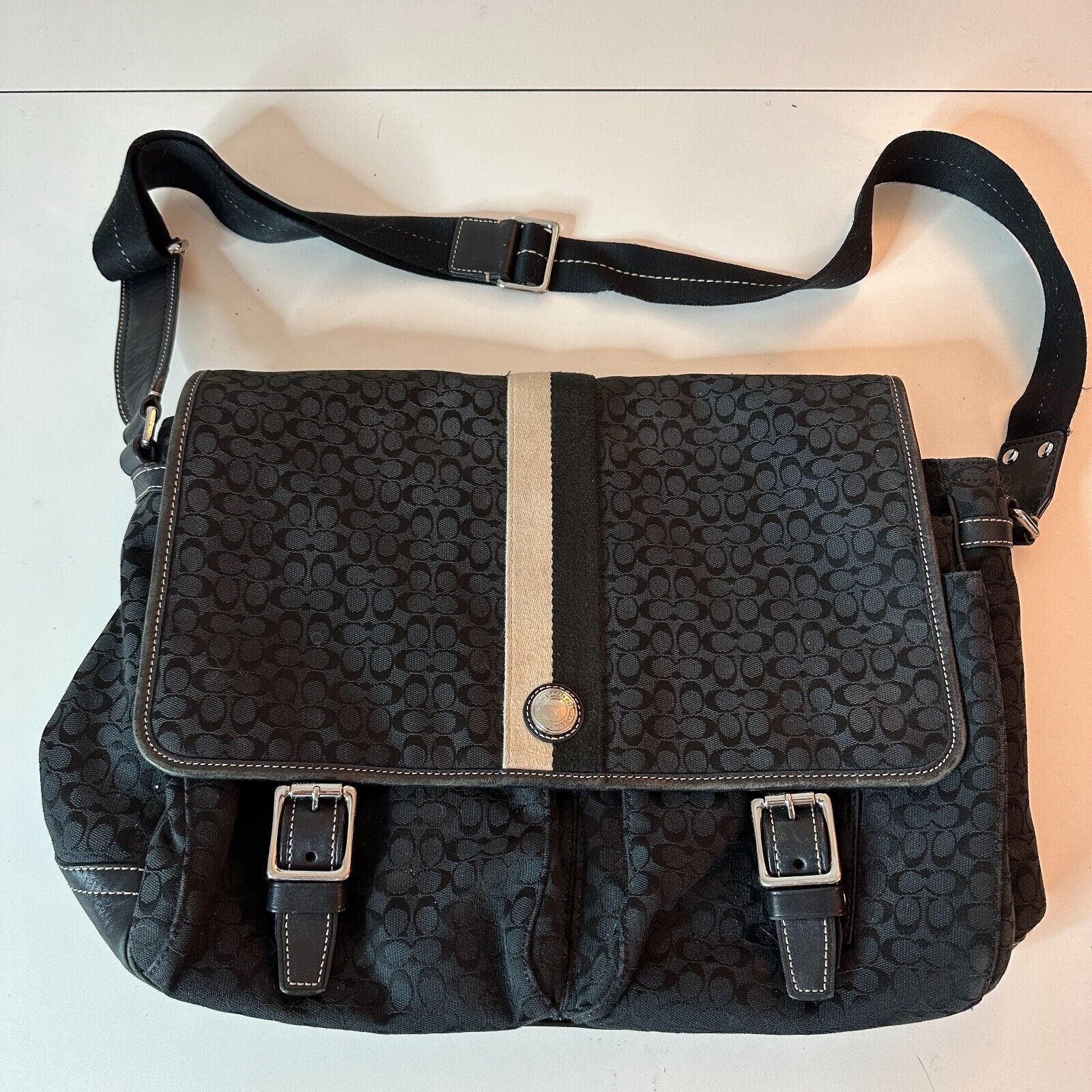 Coach Coach Signature Black Tan Voyager Messenger Shoulder Bag Size ONE SIZE - 15 Thumbnail