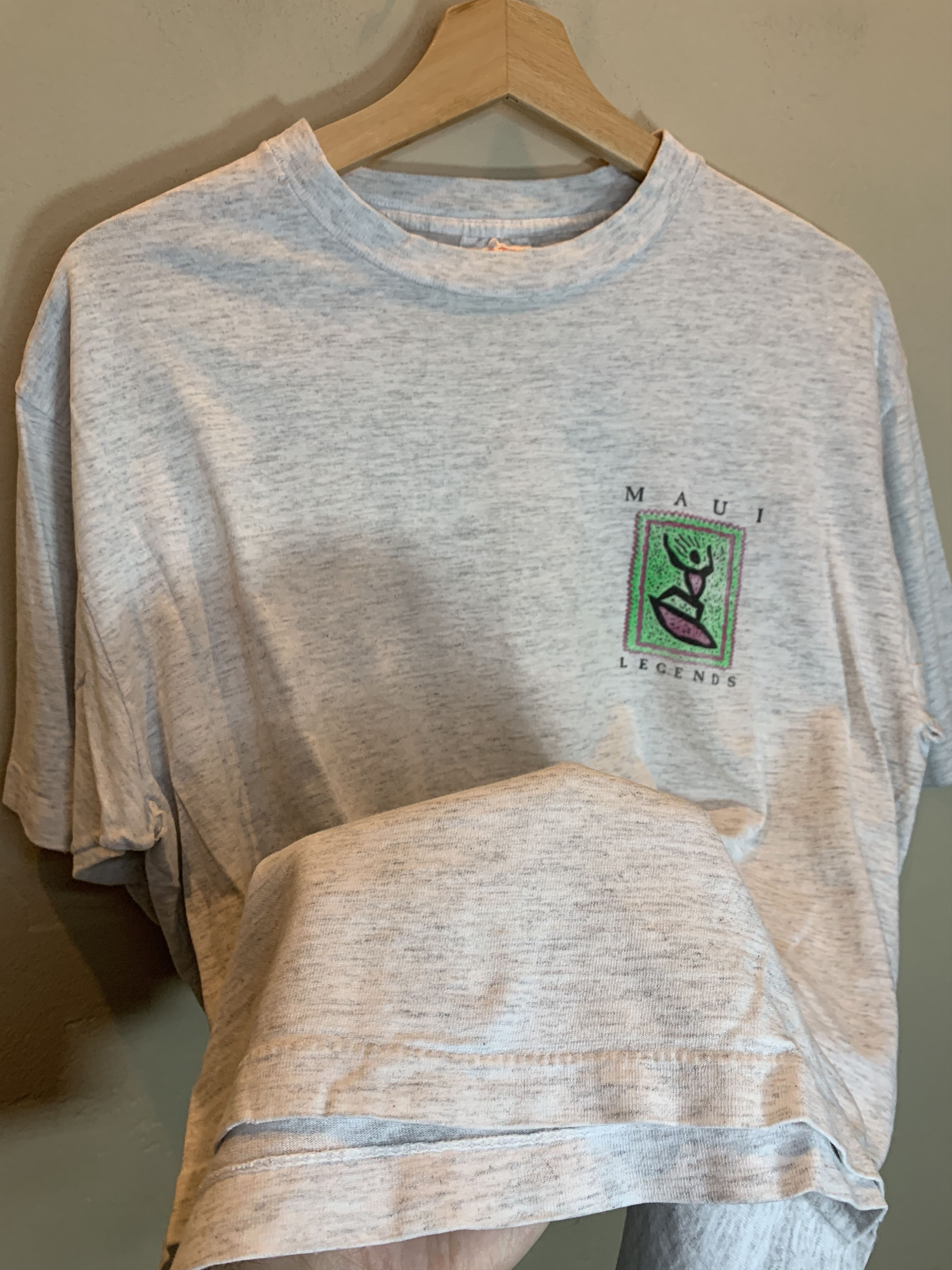 Vintage *RARE* Vintage 80’s Maui Legends Surf Hawaii Art T-Shirt Size US L / EU 52-54 / 3 - 7 Thumbnail