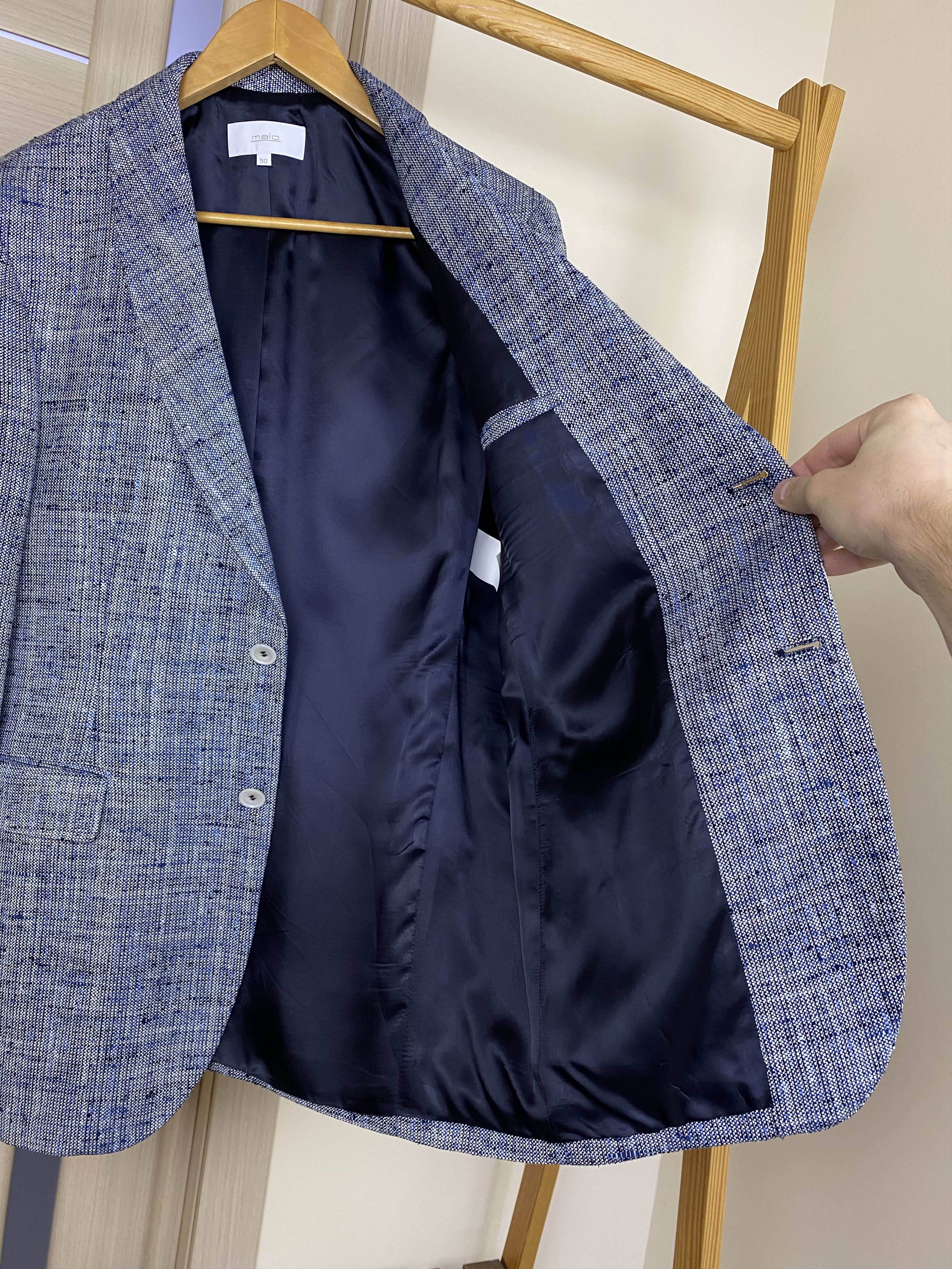 Malo Rare Malo mens Silk and linen blazer jacket size 50 Size 50R - 4 Thumbnail
