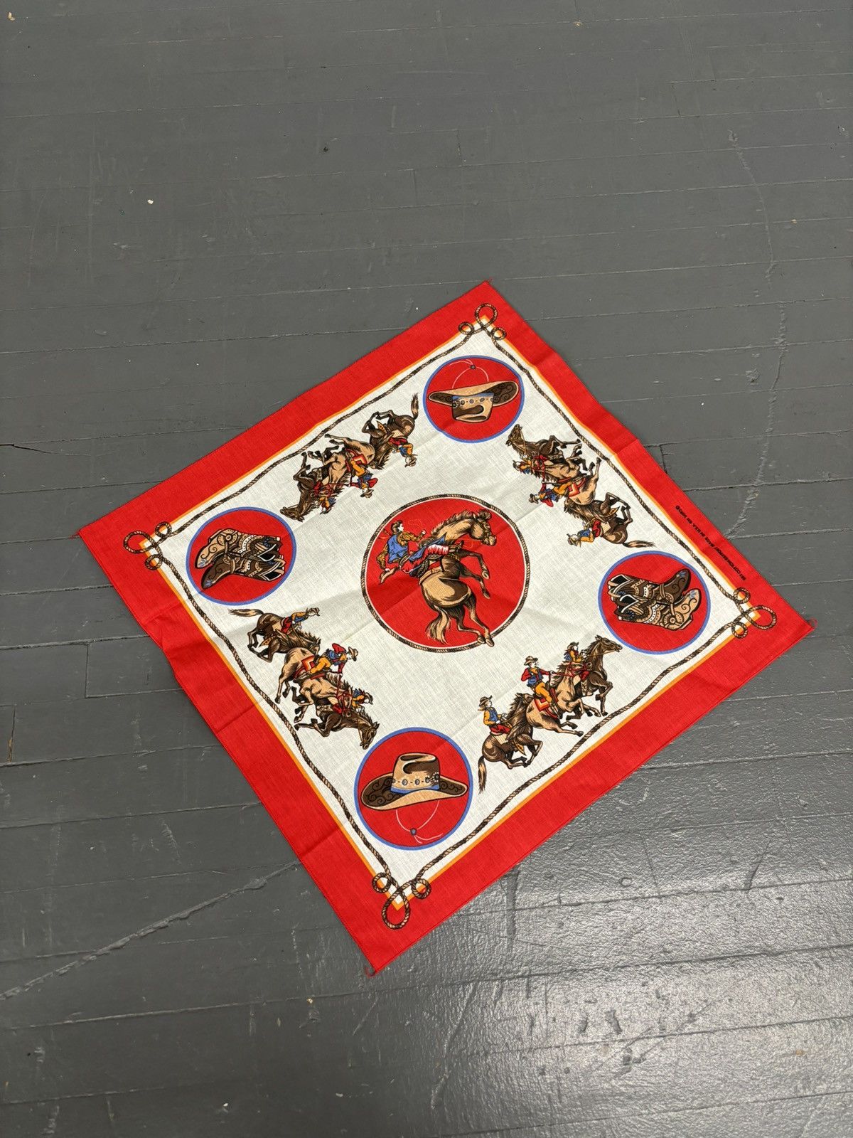Vintage Vintage 90s American pride bulldog bandanna Size ONE SIZE - 1 Thumbnail