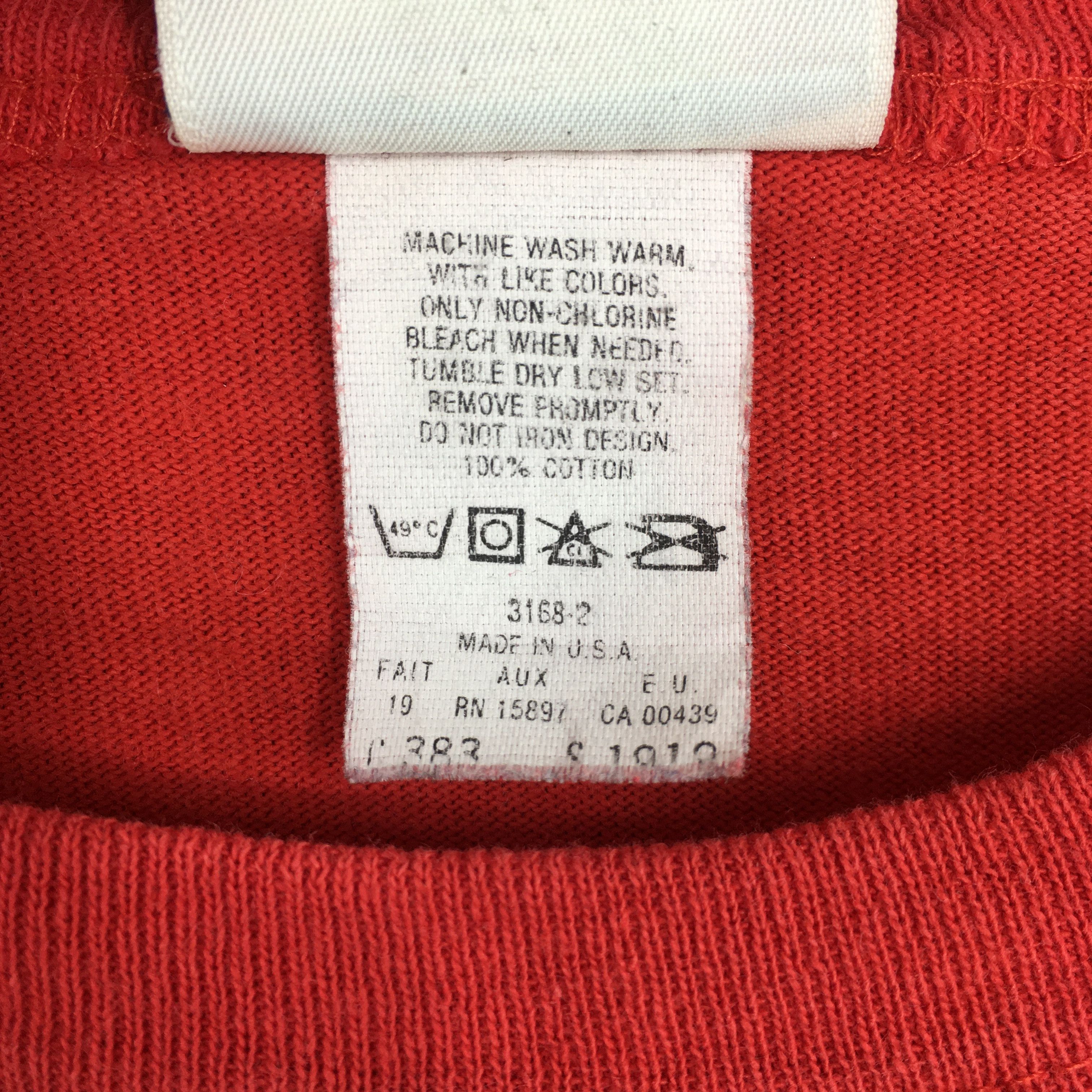 NFL × Vintage Vintage San Francisco 49ers NFL Red Tshirt XLarge Size US XL / EU 56 / 4 - 6 Thumbnail