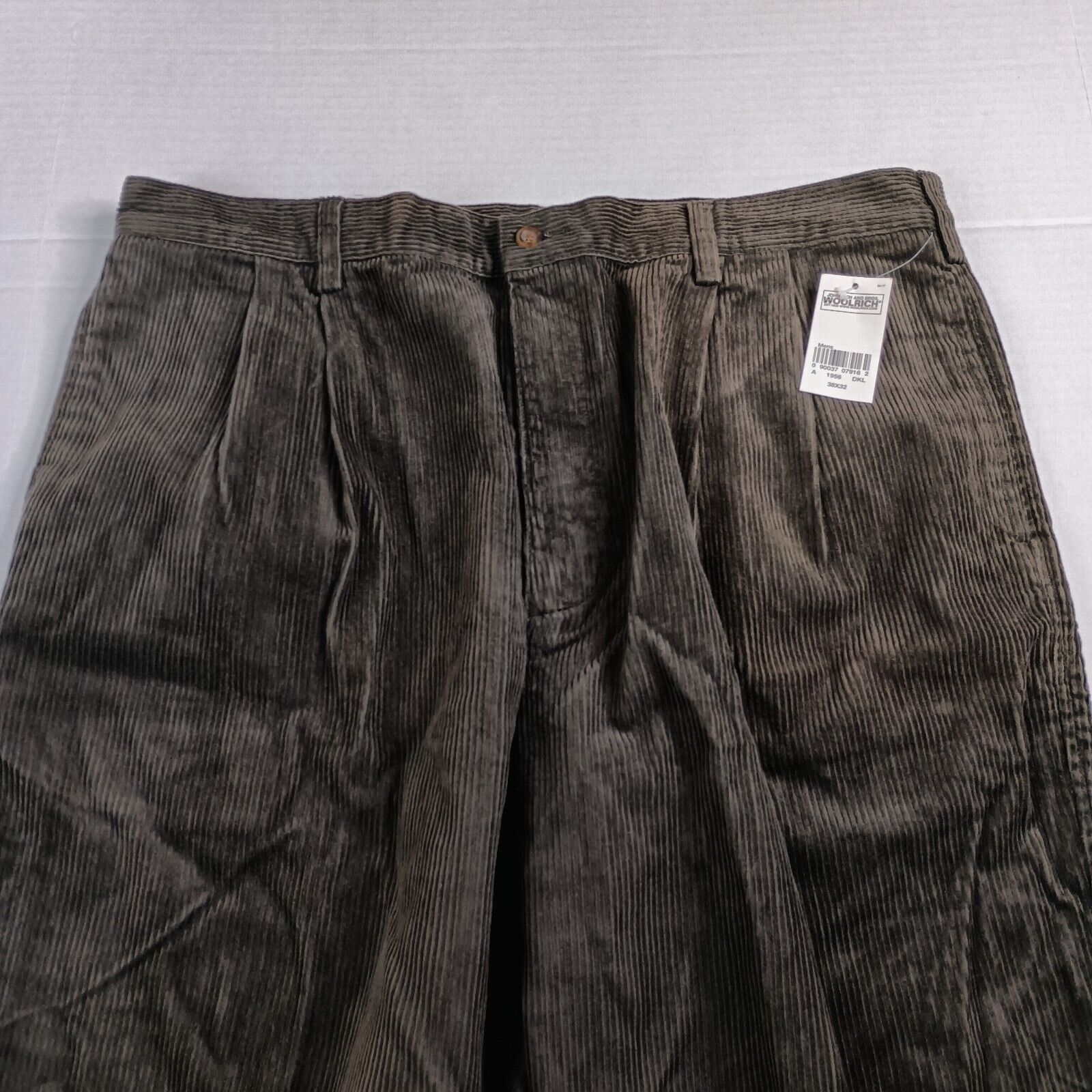 Woolrich Woolen Mills Woolrich Corduroy Pants Men's 38x32 1956 Dark Green Pleated Size US 38 / EU 54 - 4 Thumbnail
