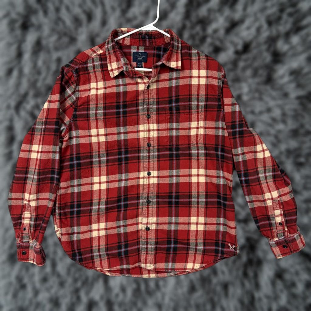 American Eagle Outfitters American Eagle Outfitters Shirt Womens XL Plus Classic Fit Red Plaid Flannel Size XL / US 12-14 / IT 48-50 - 1 Thumbnail