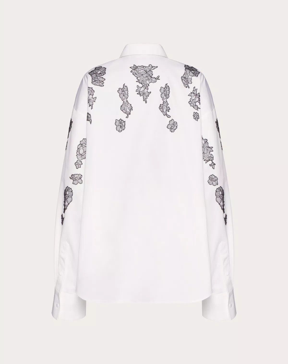 Valentino o1s1wg110625 Embroidered Compact Popeline Shirt in White Size XS / US 0-2 / IT 36-38 - 2 Thumbnail