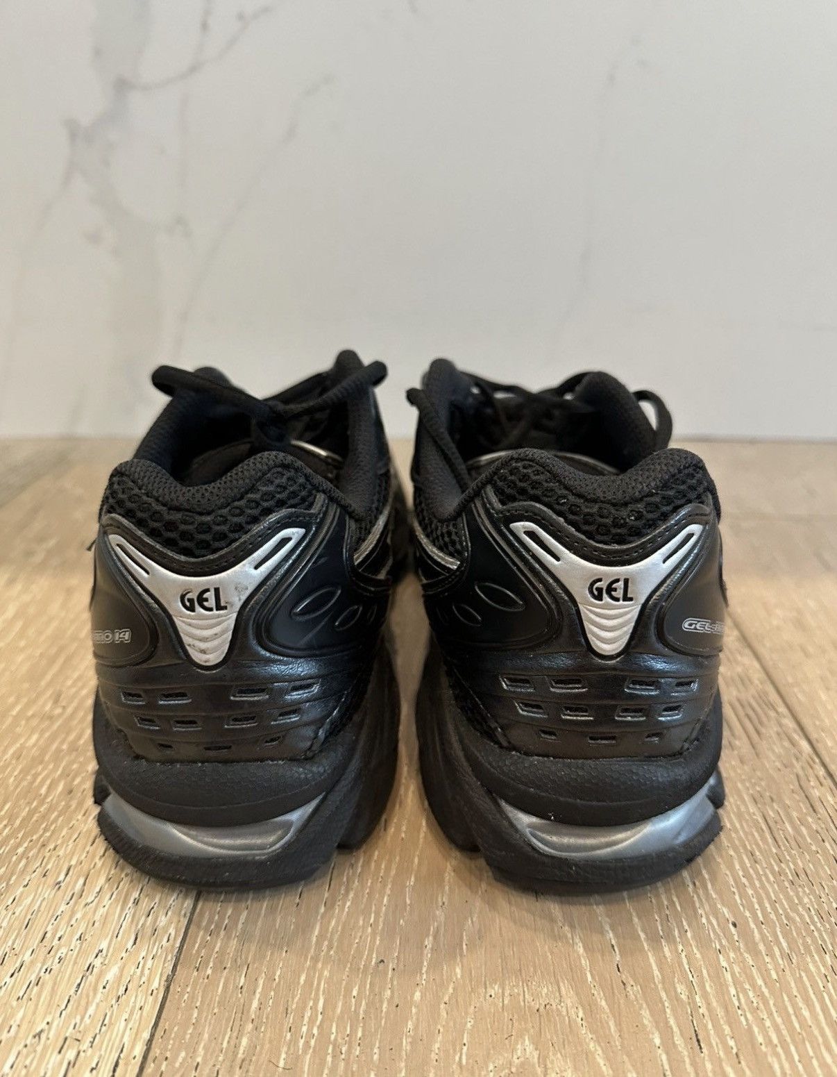 Asics ASICS GEL KAYANO 14 black/puresilver Size US 9.5 / EU 42-43 - 4 Thumbnail