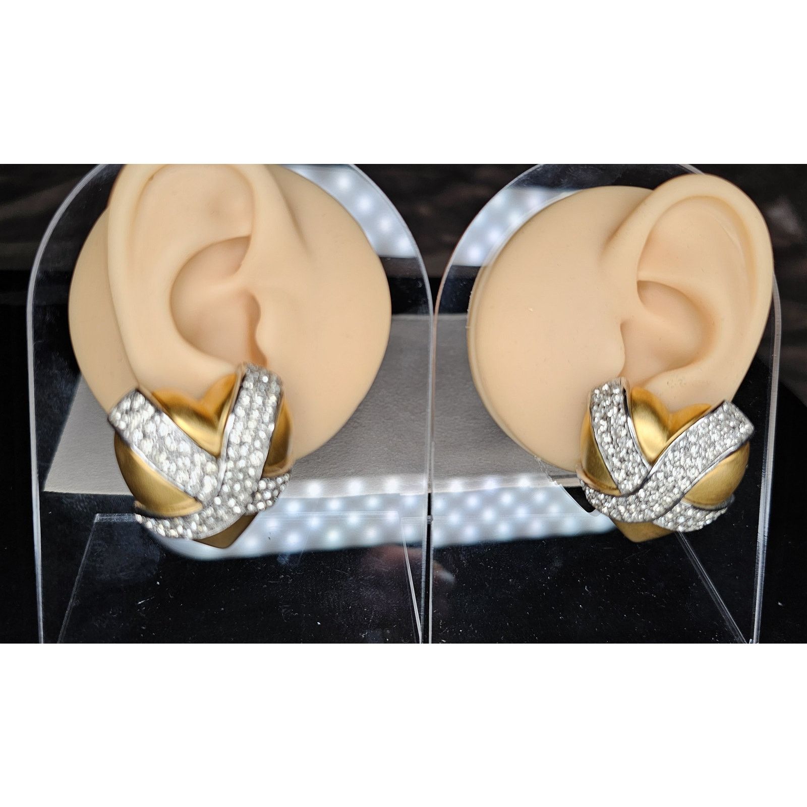 Givenchy 1980s Givenchy Heart Clip-on Earrings Size ONE SIZE - 2 Thumbnail