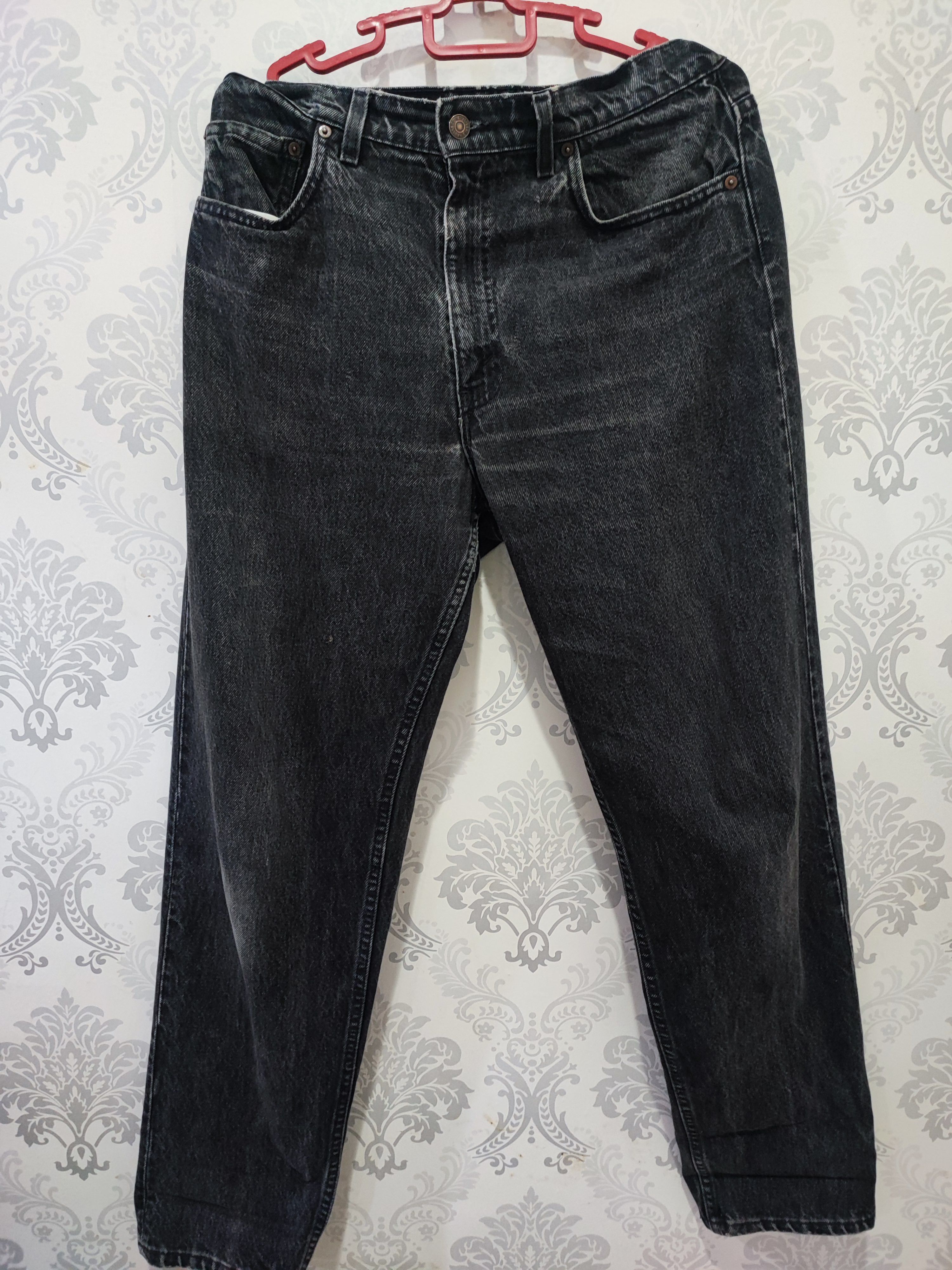Vintage Vintage 1992 Levi's 550 Lovey Faded Black Baggy Jeans | Grailed