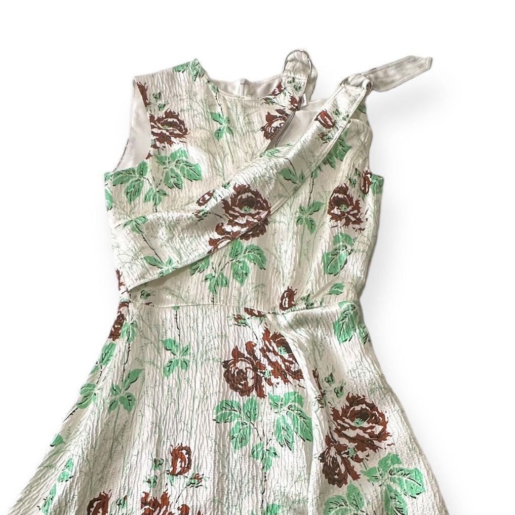 Victoria Beckham Victoria Beckham SS17 Rose Crepon D‑Ring Mini Dress US4 NWT Size S / US 4 / IT 40 - 6 Thumbnail