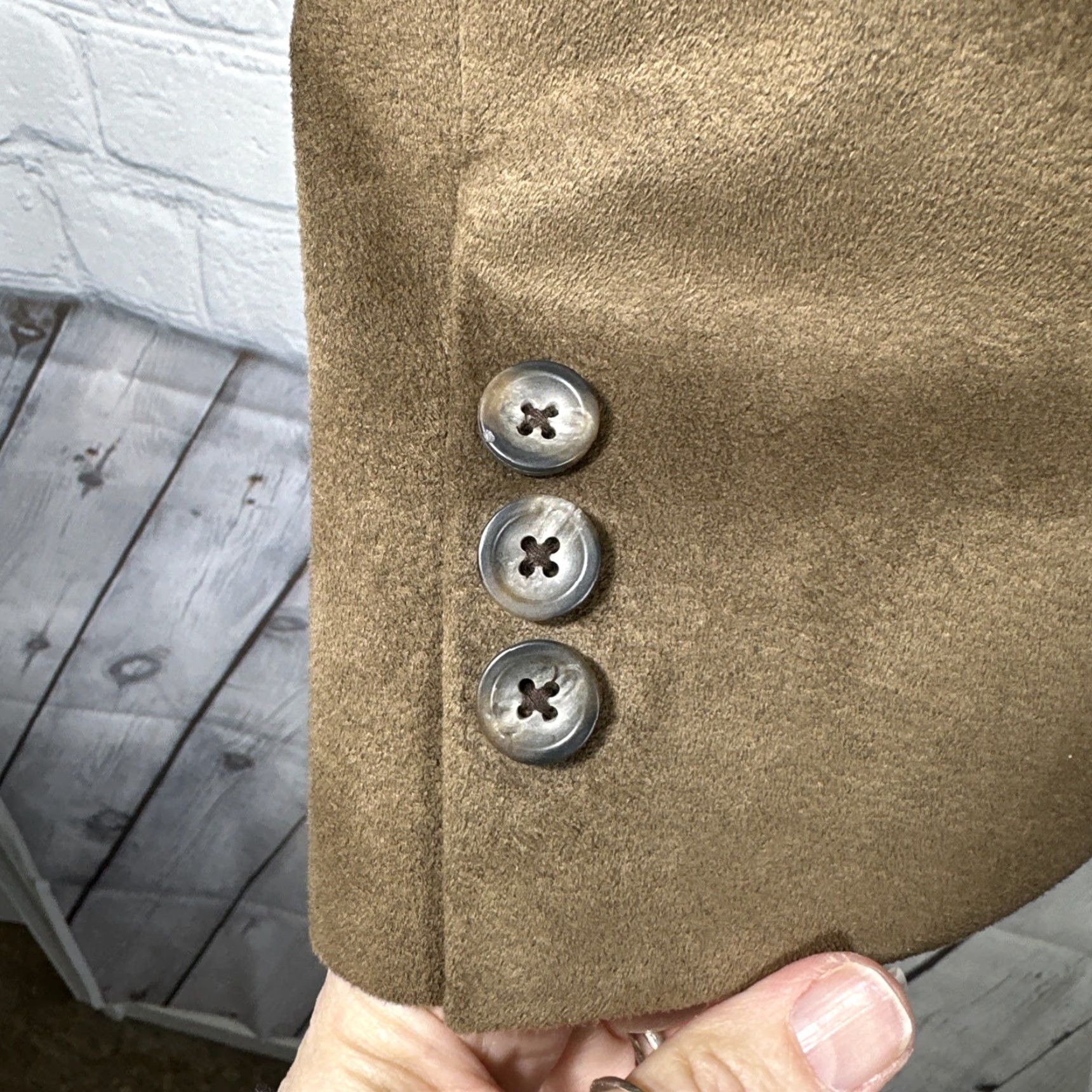 Vintage VINTAGE Brookstreet Suede Blazer Jacket Notch Lapel 80s Brown 42 Mens Blazer Suede Three-Button Front Two-Button Front Vintage 80s Suit Jacket Size 42R - 3 Thumbnail