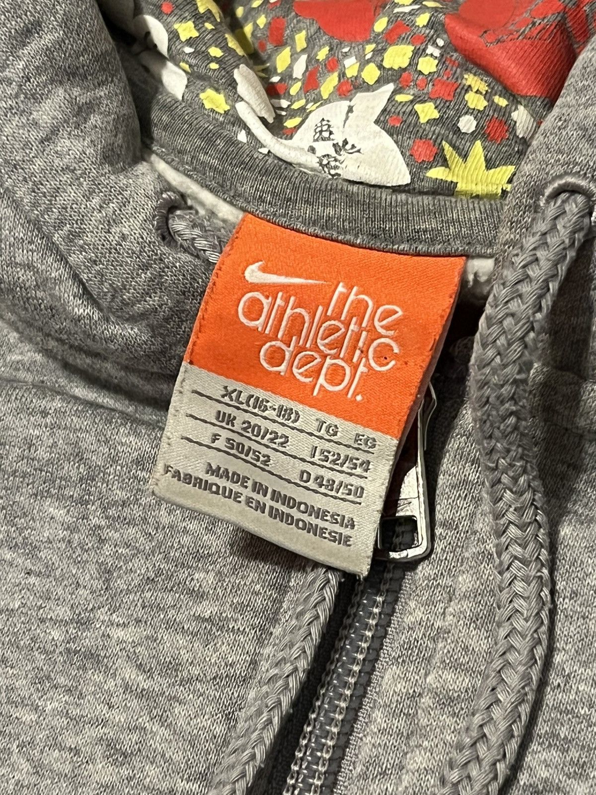 Nike Nike Womens Marathon San Francisco Flower Hoodie Grey XL Size XL / US 12-14 / IT 48-50 - 5 Thumbnail
