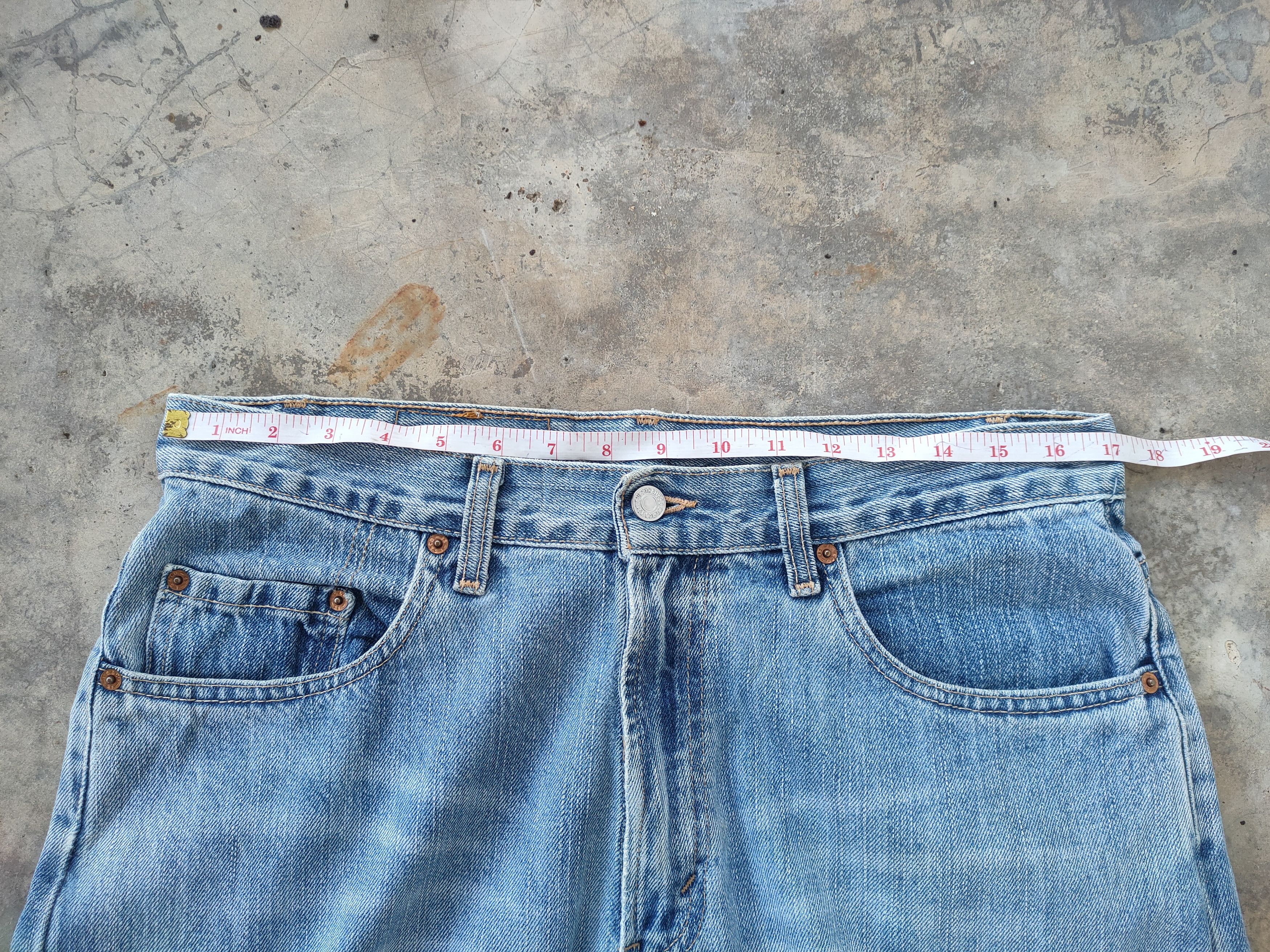 Levi's # LEVI'S 528 VINTAGE DISTRESSED FADED JEANS PANTS Size US 34 / EU 50 - 7 Thumbnail