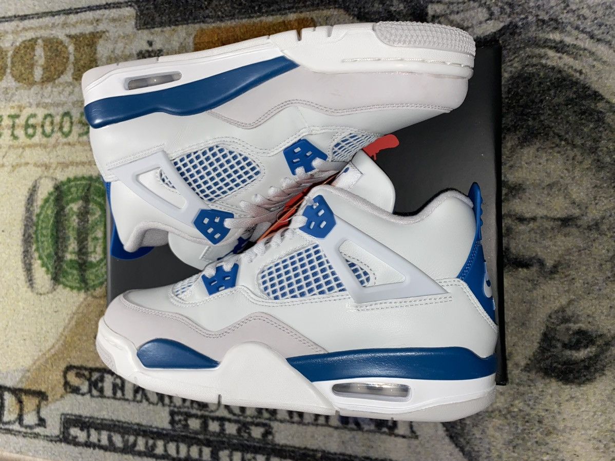 Jordan Retro Military Blue (7Y Grade School)