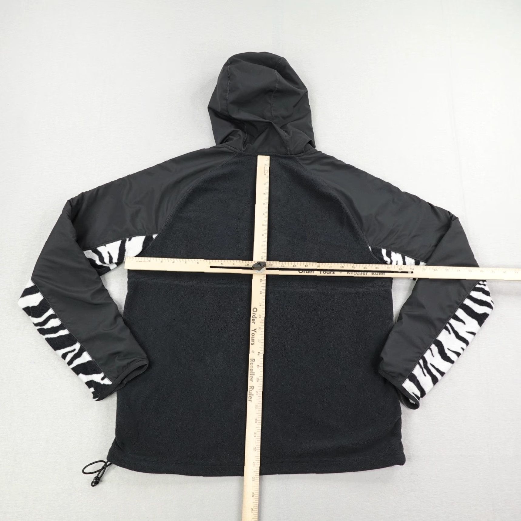 Nike Nike Hoodie Mens Medium Black Pullover Sportswear Zebra Fleece Hybrid Sweater Size US M / EU 48-50 / 2 - 7 Thumbnail