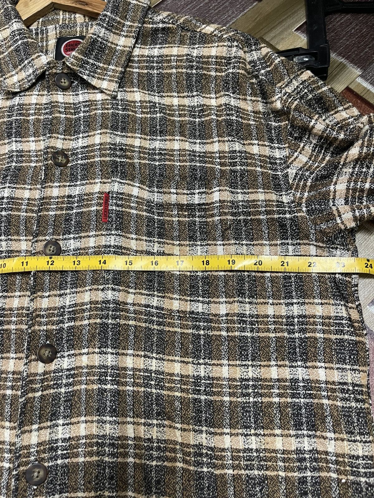 Vintage Vintage 90s lucky strike flannel shirt Size US L / EU 52-54 / 3 - 7 Thumbnail