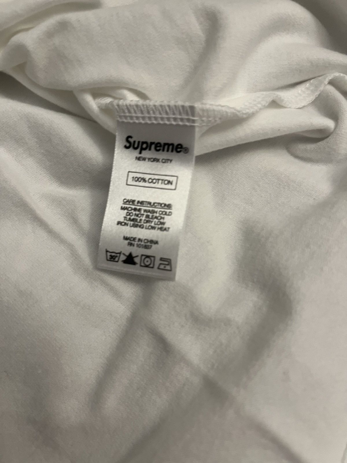 Supreme Supreme metallic mini box logo long sleeve tee white Size US S / EU 44-46 / 1 - 5 Thumbnail