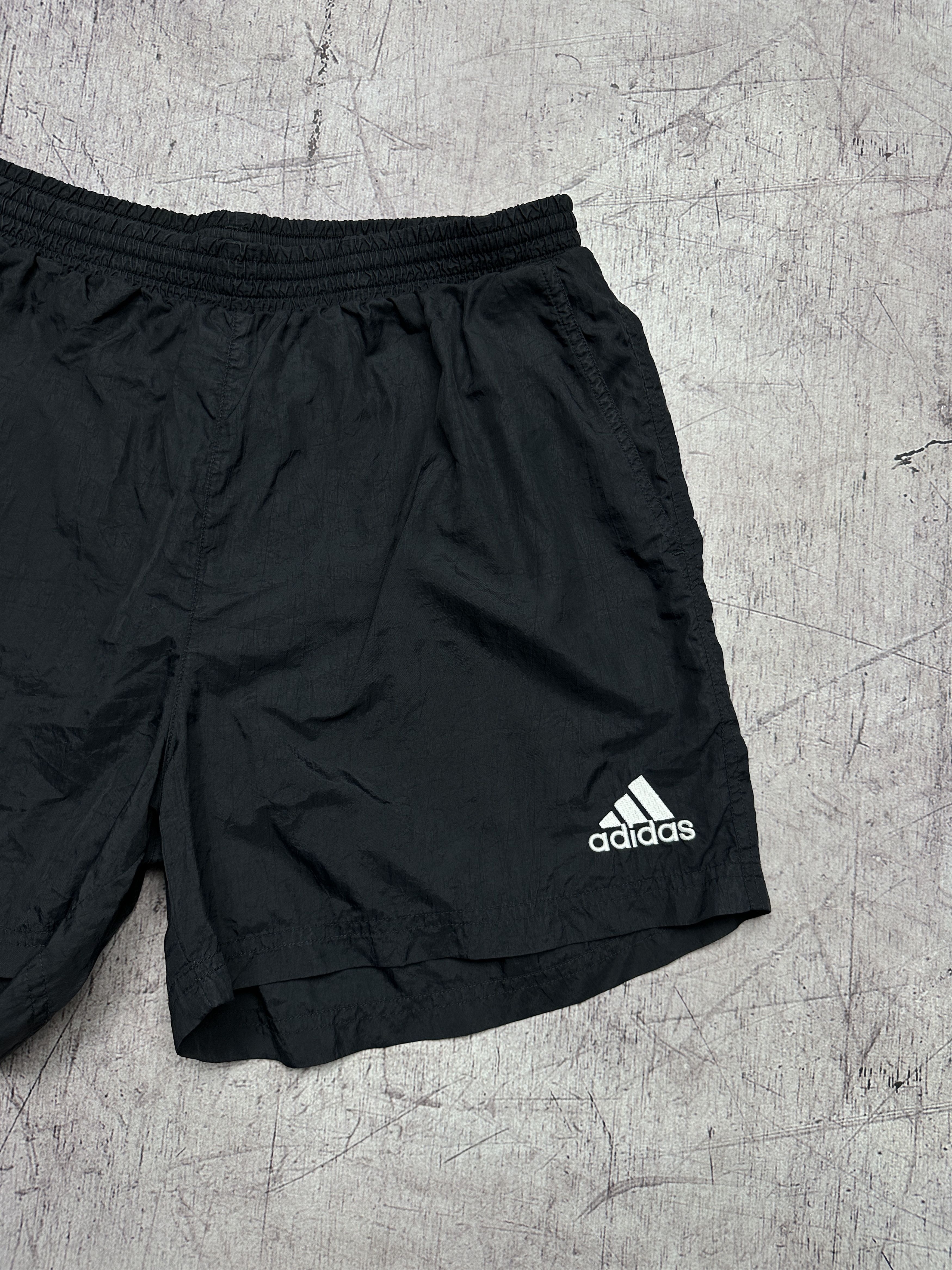 Adidas Adidas Vintage Mens Nylon Shorts Size US 32 / EU 48 - 2 Thumbnail