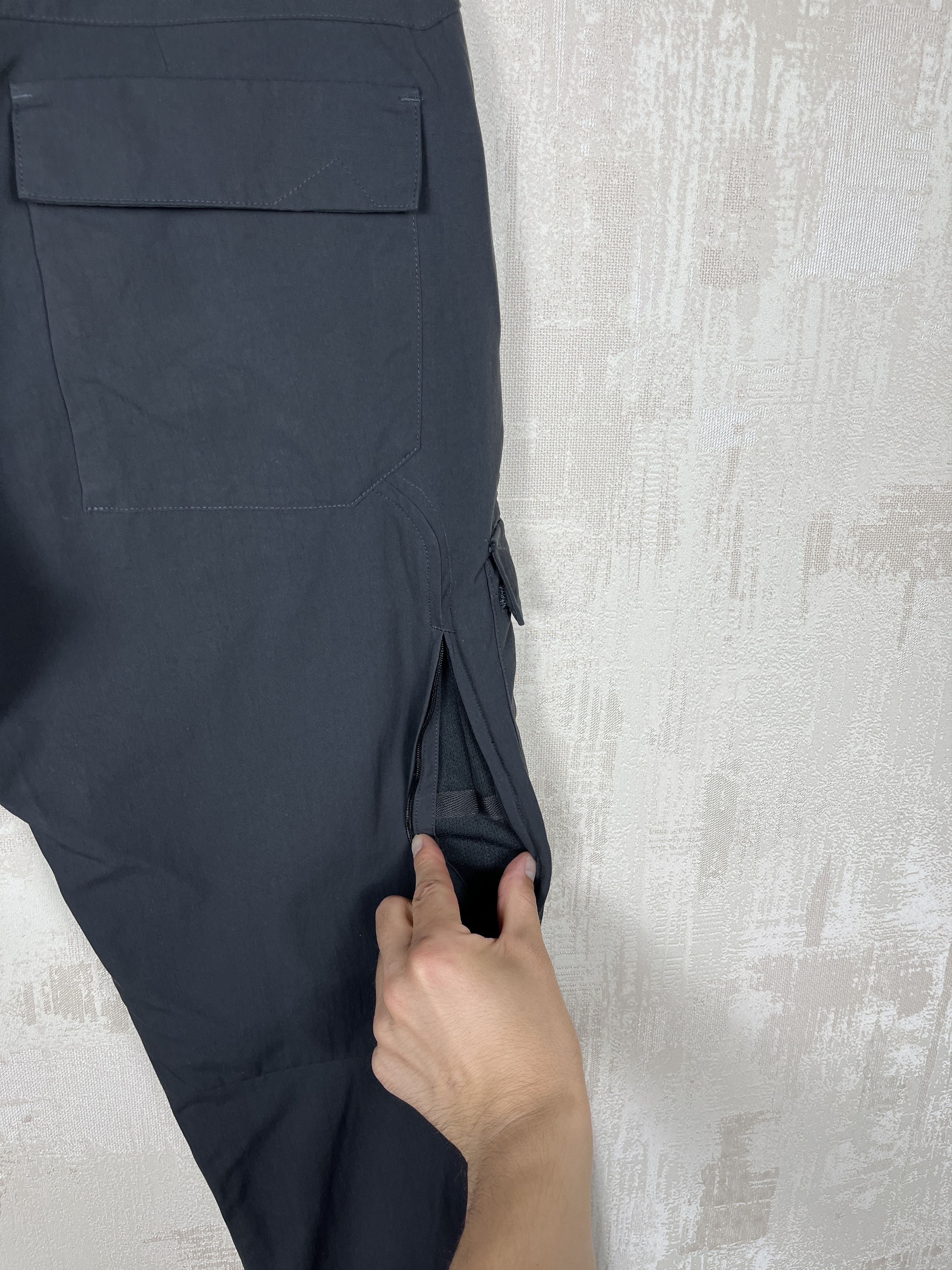Jack Wolfskin Jack Wolfskin UV Shield Pants Outdoor Hiking Size US 32 / EU 48 - 17 Thumbnail